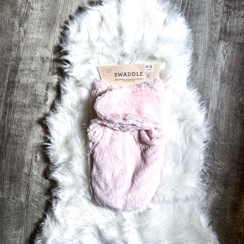 🐝 Modern baby Sherpa swaddle